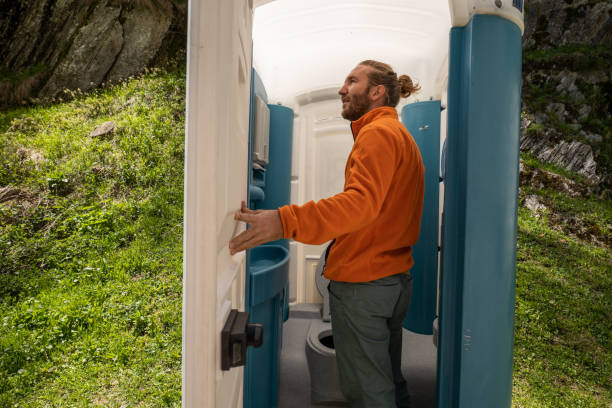 Portable Toilet Options We Offer in Redlands, CO